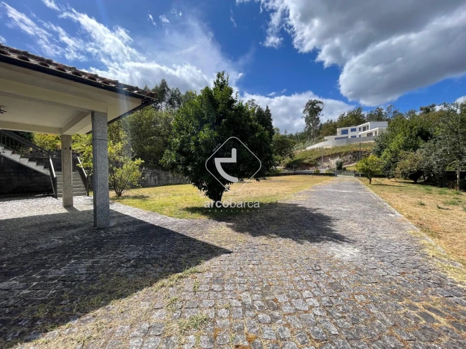 Moradia T4 para Venda em Grade e Carralcova Foto 9