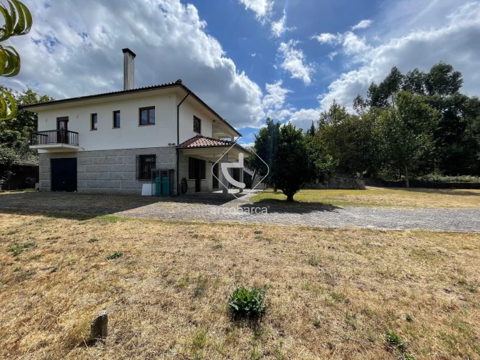 Moradia T4 para Venda em Grade e Carralcova Foto 7