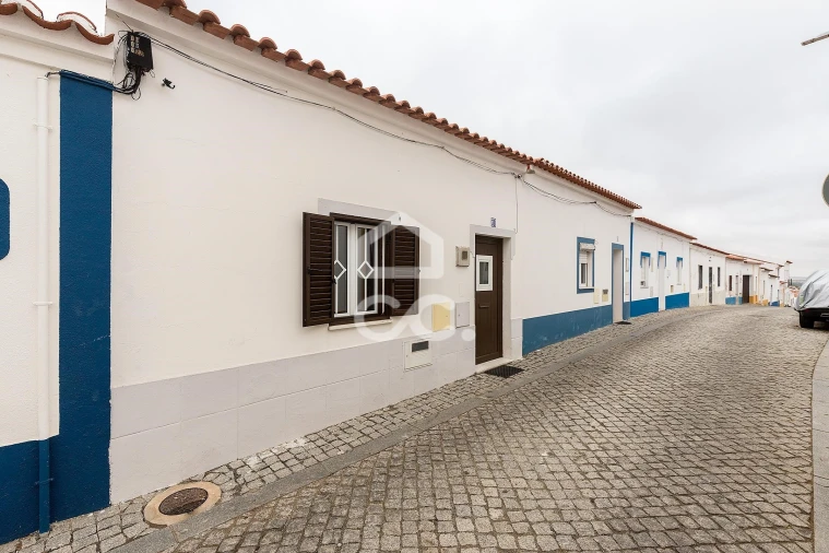 Moradia T3 para Venda em Alvito Foto 2