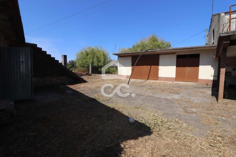 Moradia T3 para Venda em Avelar Foto 14