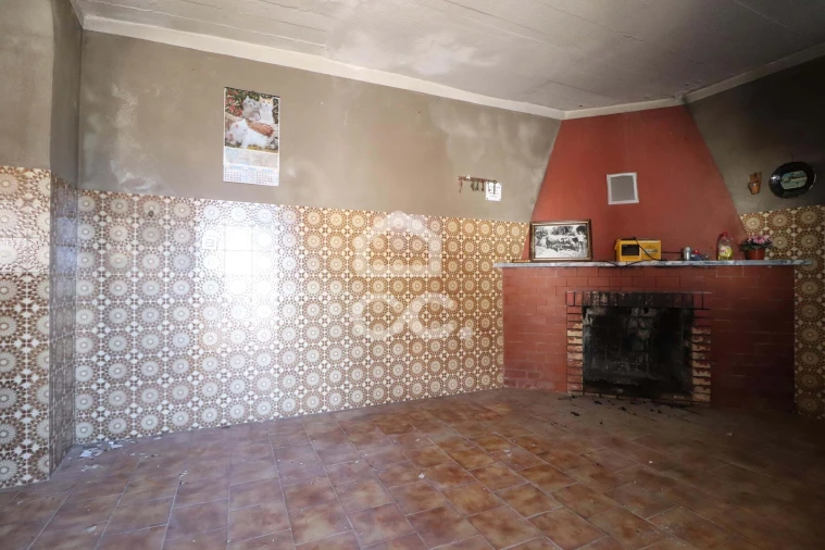 Moradia T3 para Venda em Avelar Foto 5