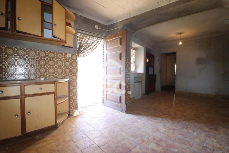 Moradia T3 para Venda em Avelar Foto 6