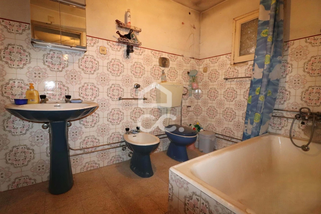 Moradia T3 para Venda em Avelar Foto 8