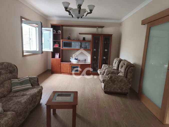 Terreno para Venda em Selho (São Jorge) Foto 3