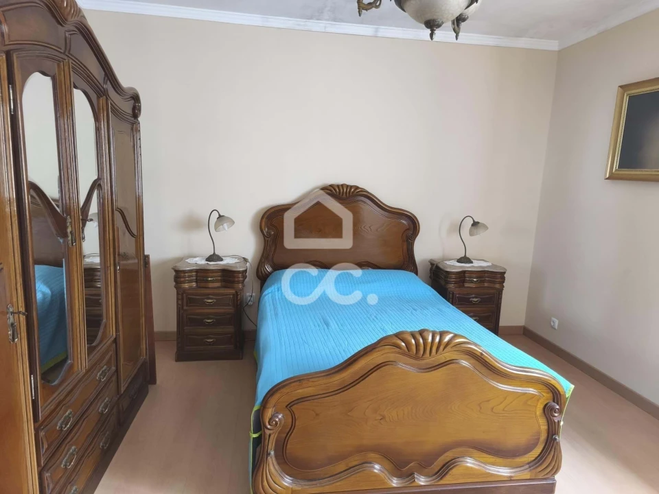 Terreno para Venda em Selho (São Jorge) Foto 9