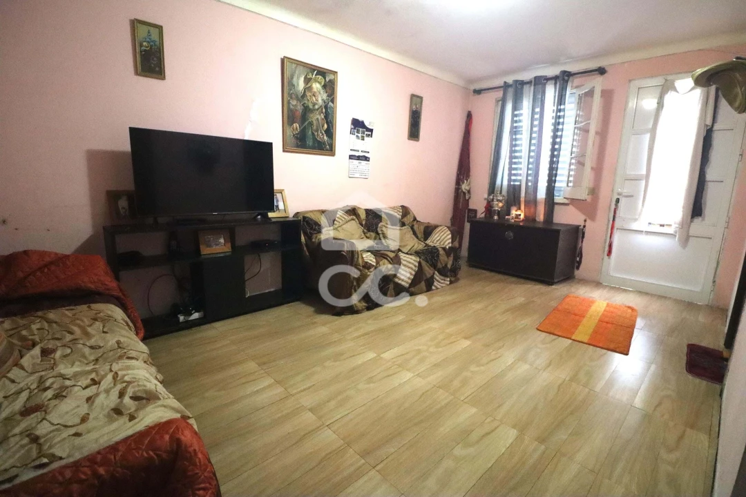 Moradia T4 para Venda em Povoação Foto 2