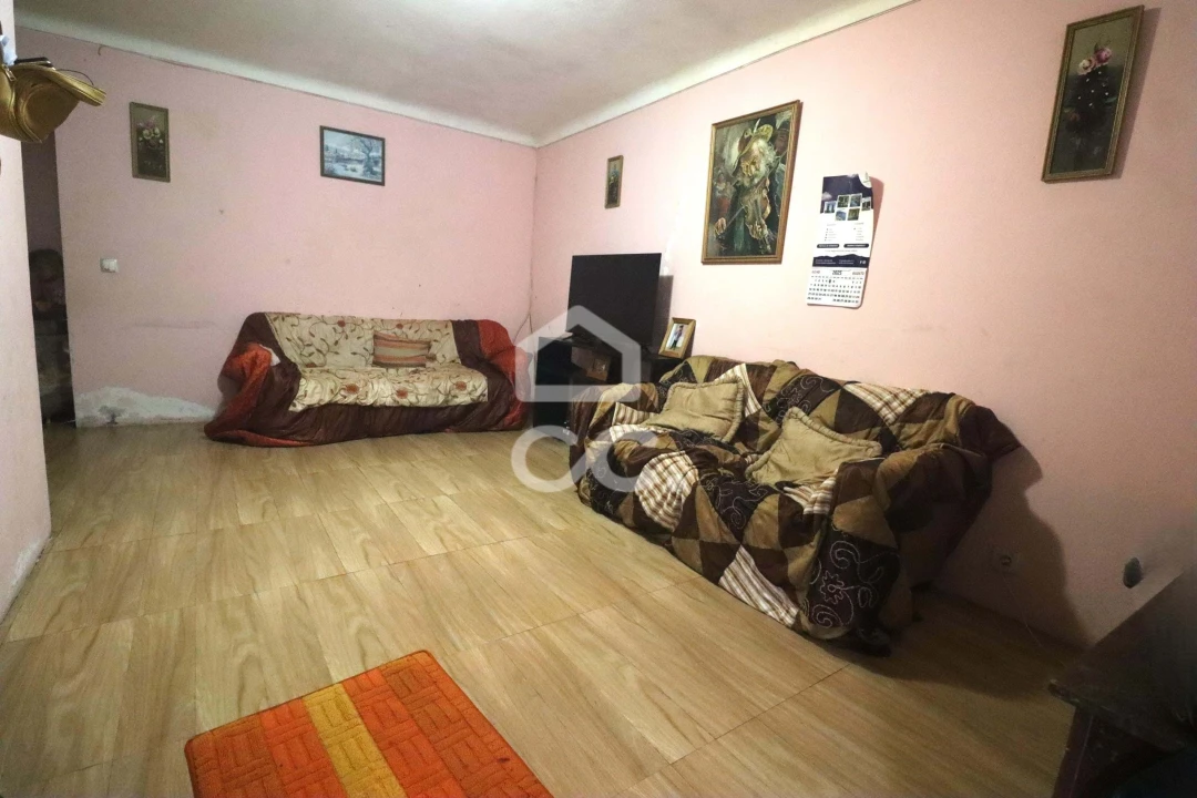 Moradia T4 para Venda em Povoação Foto 1