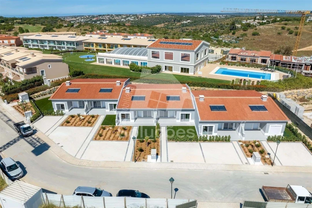 Moradia T2 para Venda em Lagos (São Sebastião e Santa Maria) Foto 23