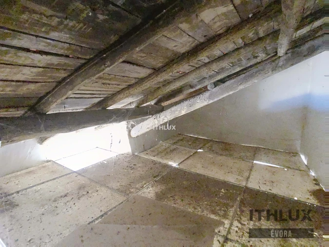 Moradia T2 para Venda em Nossa Senhora da Conceição e São Bartolomeu Foto 8