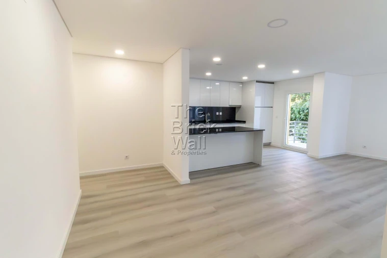 Apartamento T3 para Venda em Vialonga Foto 2