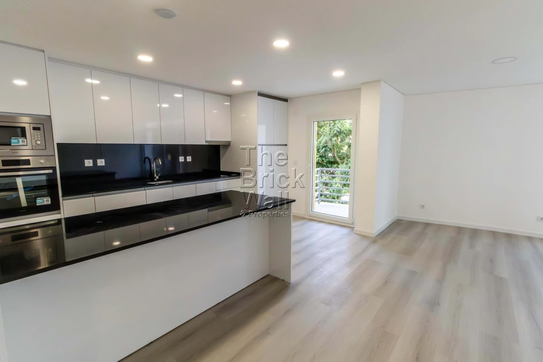 Apartamento T3 para Venda em Vialonga Foto 1