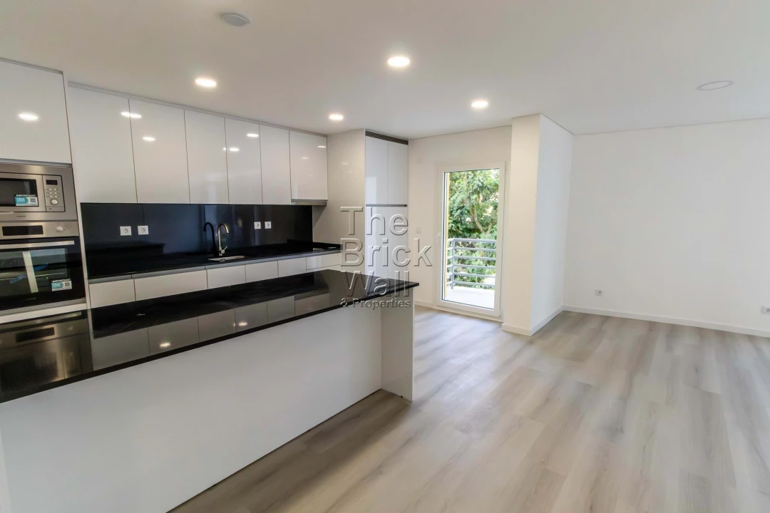 Apartamento T3 para Venda em Vialonga Foto 1