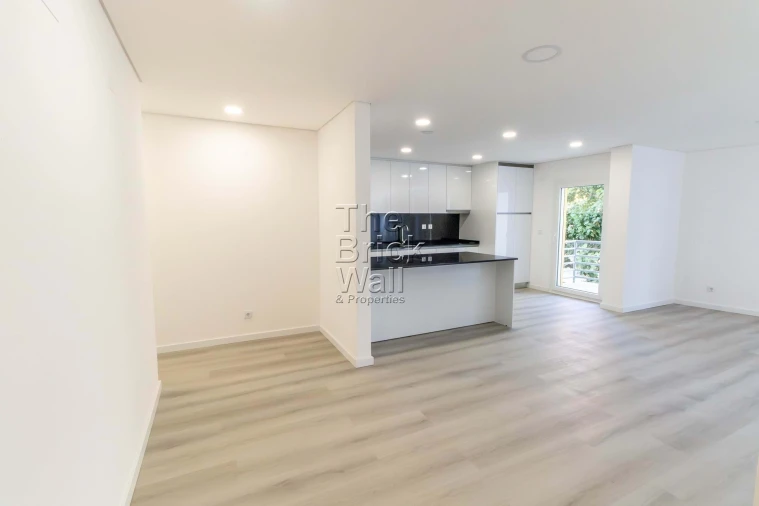 Apartamento T3 para Venda em Vialonga Foto 2