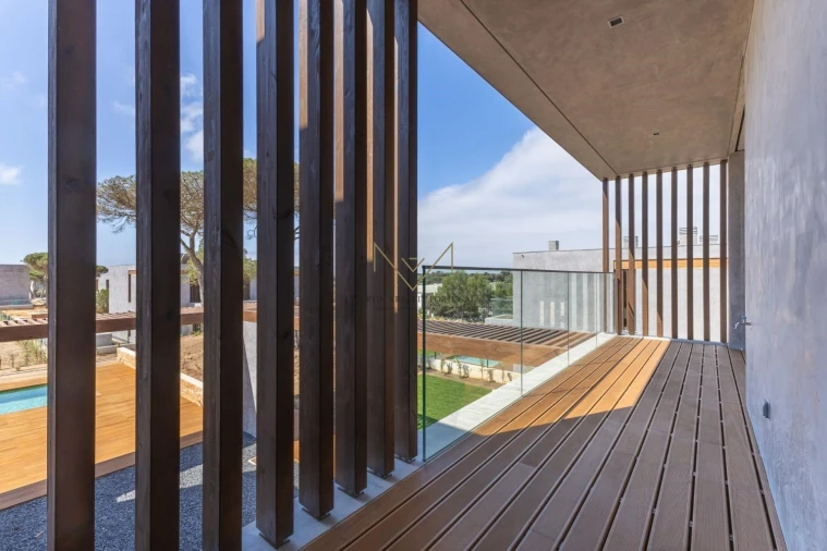 Moradia T4 para Venda em Cascais e Estoril Foto 22