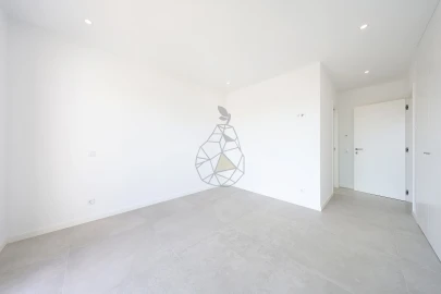 Moradia T3 para Venda em Mexilhoeira Grande
