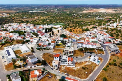 Moradia T3 para Venda em Mexilhoeira Grande
