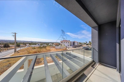 Moradia T3 para Venda em Mexilhoeira Grande