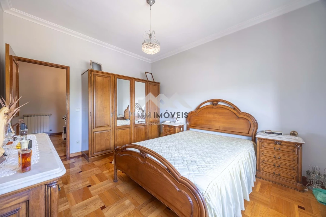 Moradia T5 para Venda em Rio Tinto Foto 23