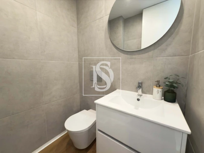 Moradia T2 para Venda em Guardizela Foto 8