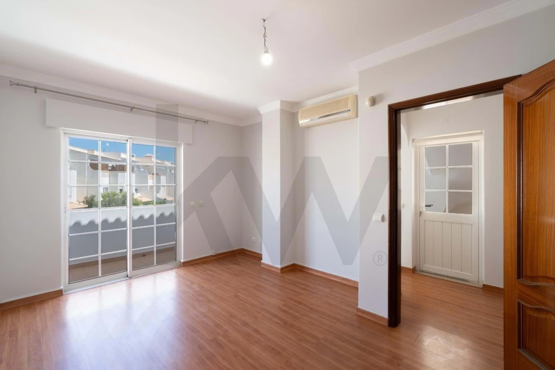 Moradia T4 para Venda em São Brás de Alportel Foto 74
