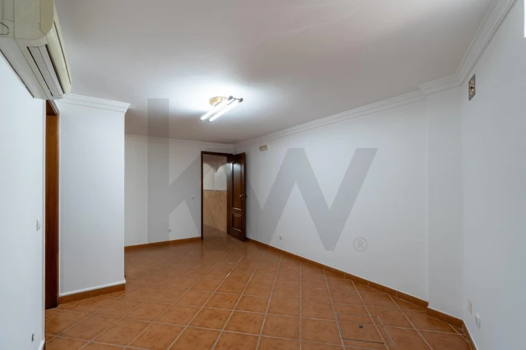 Moradia T4 para Venda em São Brás de Alportel Foto 61