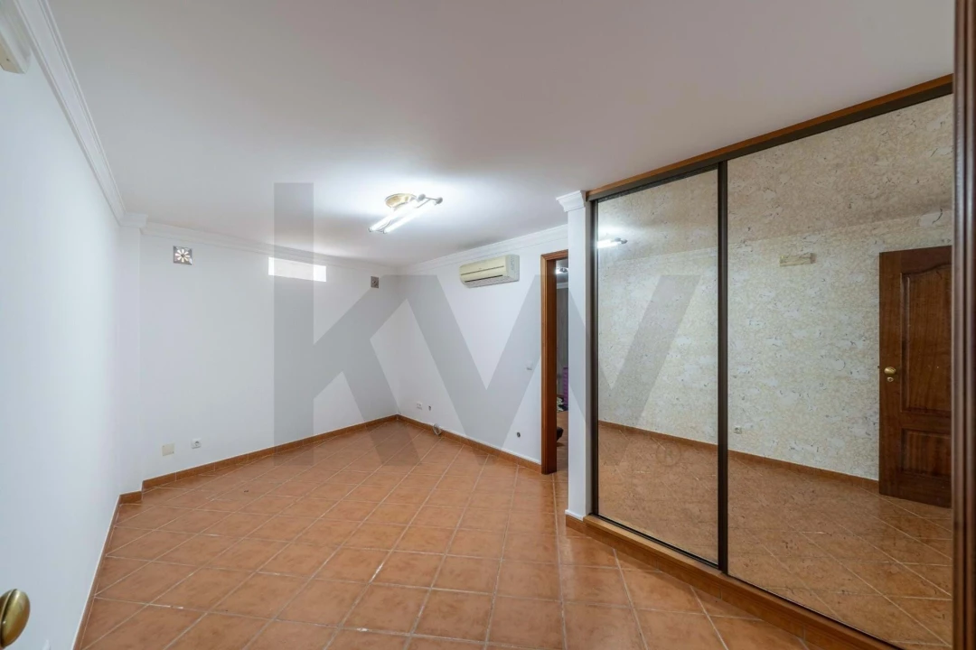 Moradia T4 para Venda em São Brás de Alportel Foto 60