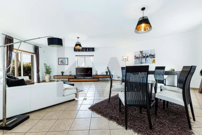 Moradia T5 para Venda em Silves