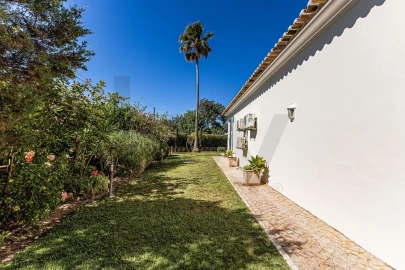 Moradia T5 para Venda em Silves