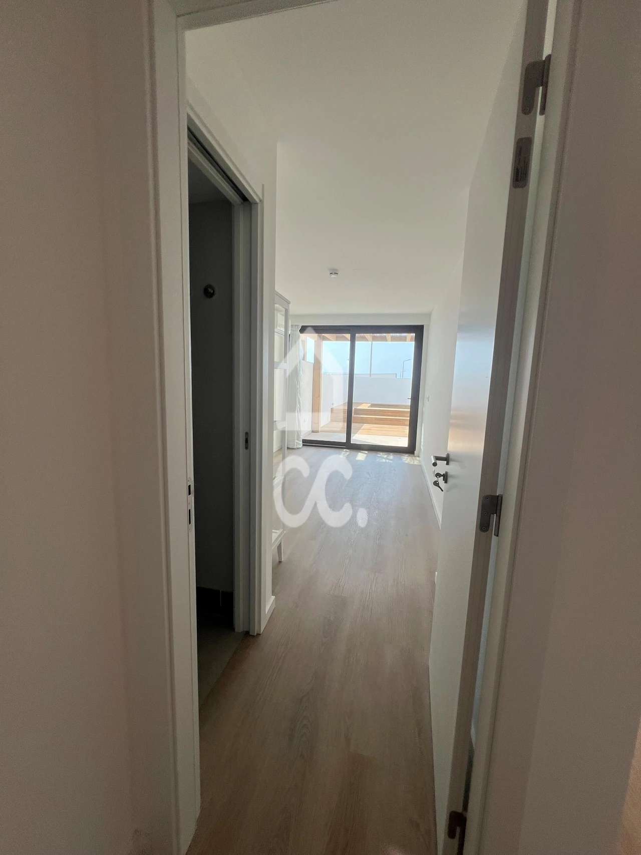 Apartamento T3 para Venda em Porto Covo Foto 17