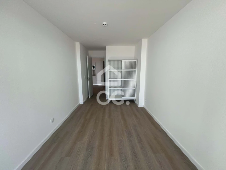 Apartamento T3 para Venda em Porto Covo Foto 19