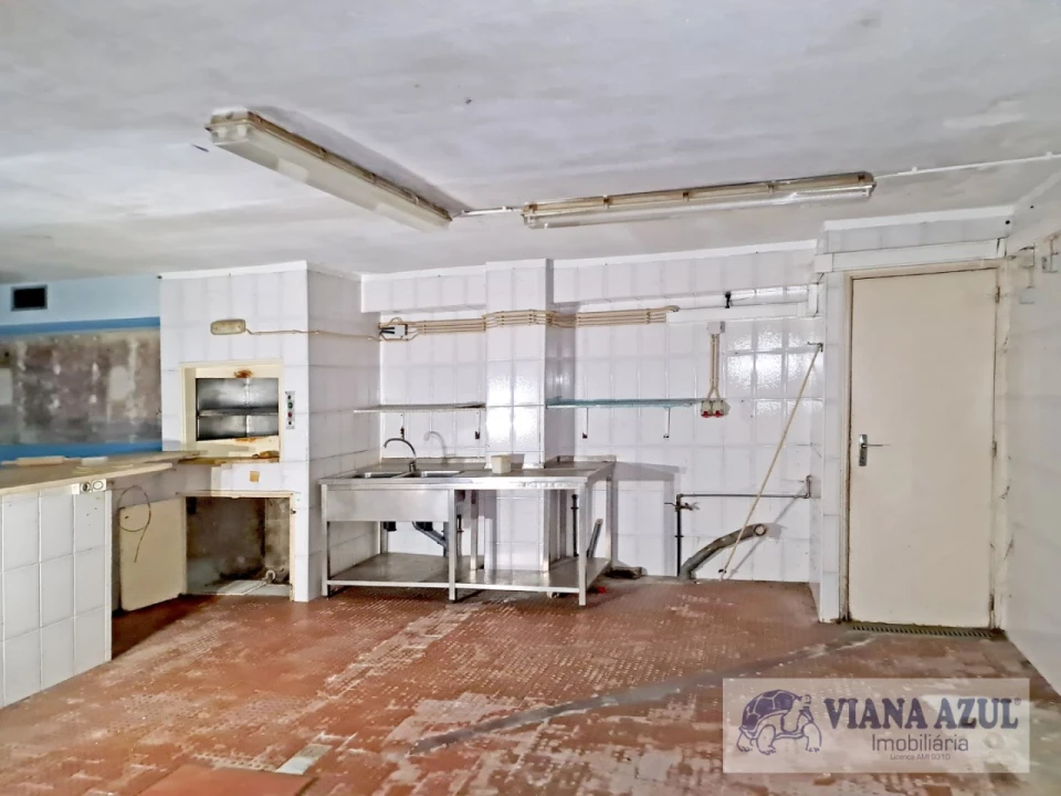 Loja para Venda em Santa Maria Maior e Monserrate e Meadela Foto 7