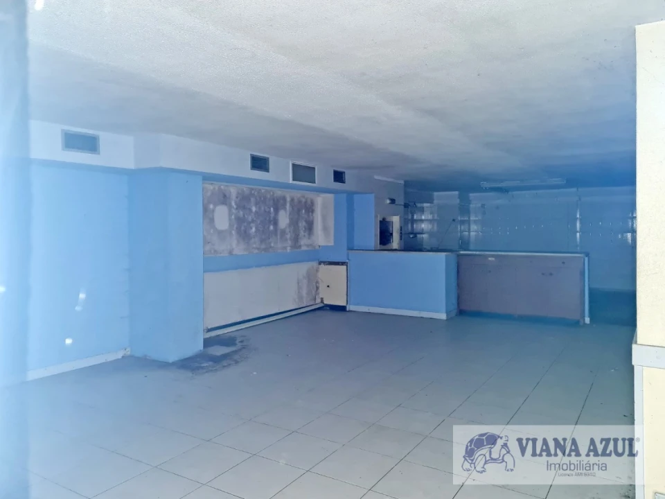 Loja para Venda em Santa Maria Maior e Monserrate e Meadela Foto 9