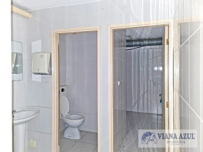 Loja para Venda em Santa Maria Maior e Monserrate e Meadela Foto 13