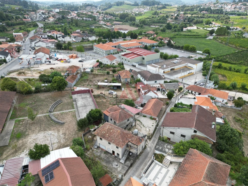 Moradia T2 para Venda em Airães Foto 15