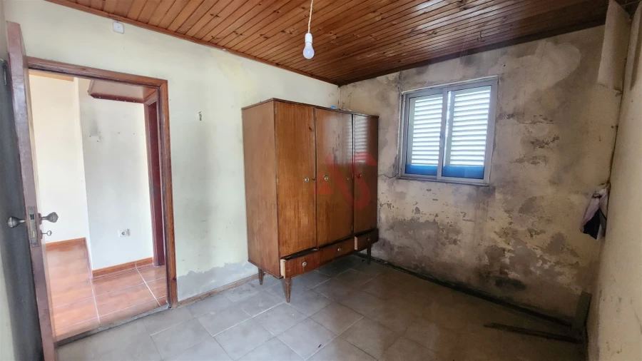 Moradia T2 para Venda em Airães Foto 7