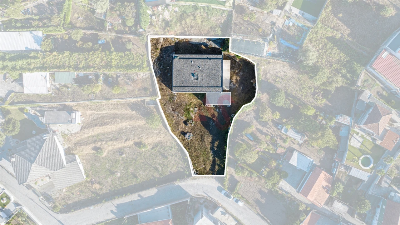 Moradia T3 para Venda em Roriz Foto 34