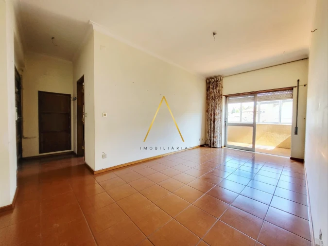 Apartamento T1 para Venda em Viseu Foto 1