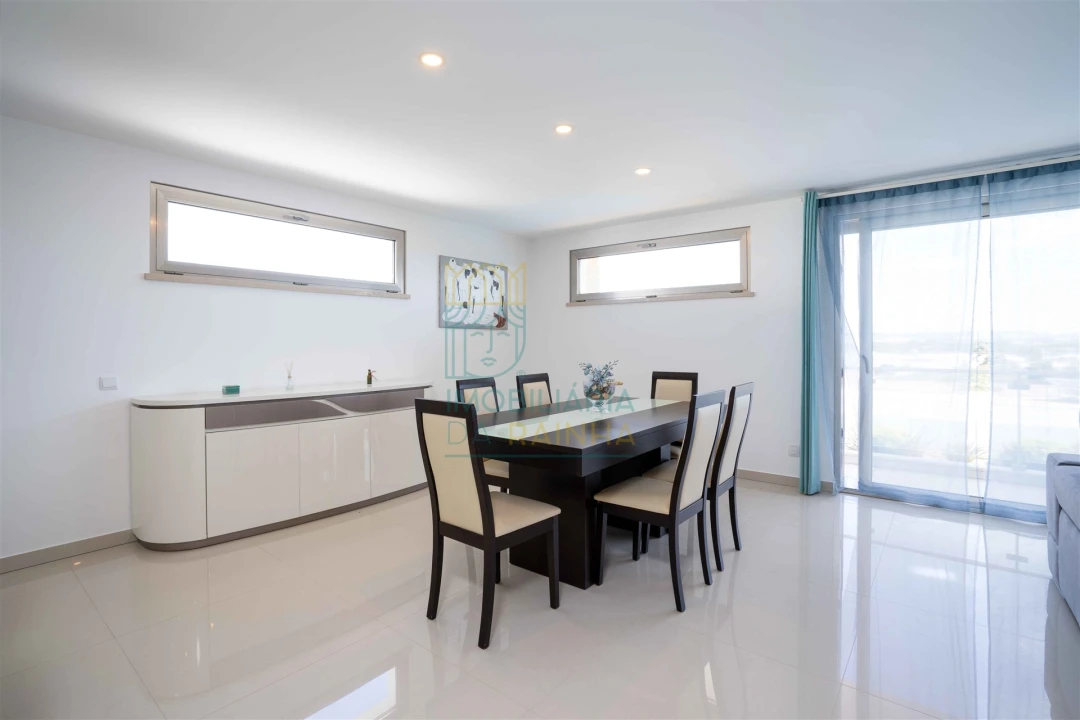 Moradia T4 para Venda em Nadadouro Foto 5