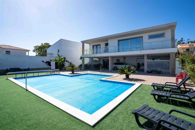 Moradia T4 para Venda em Nadadouro Foto 20