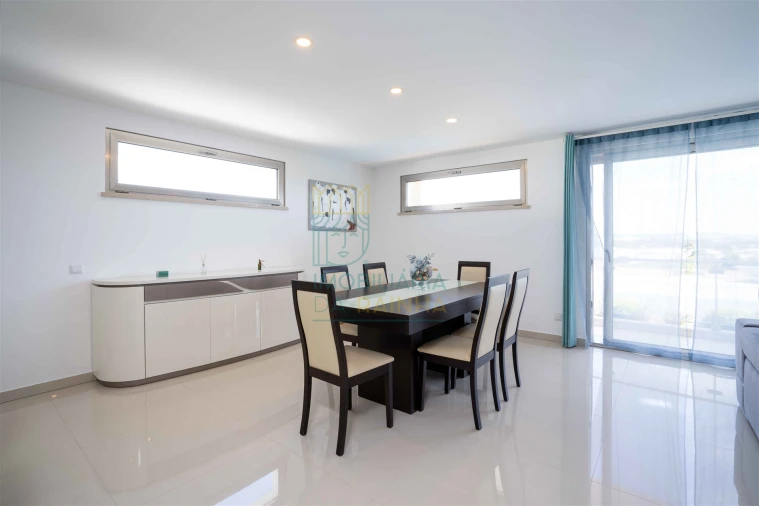 Moradia T4 para Venda em Nadadouro Foto 5