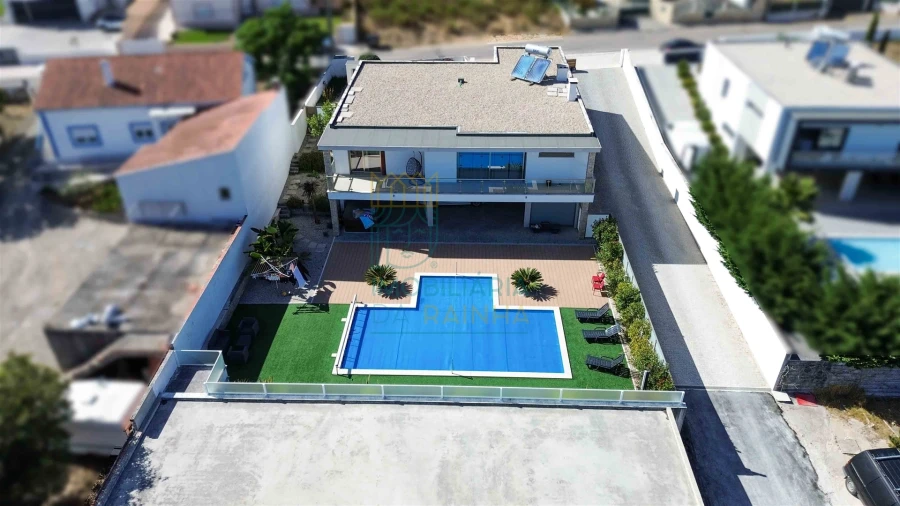 Moradia T4 para Venda em Nadadouro Foto 22