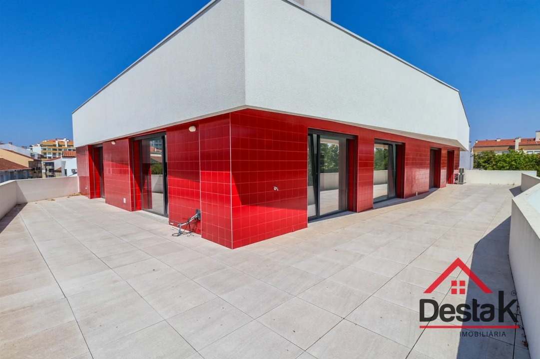 Apartamento T4 para Venda em Viseu Foto 21