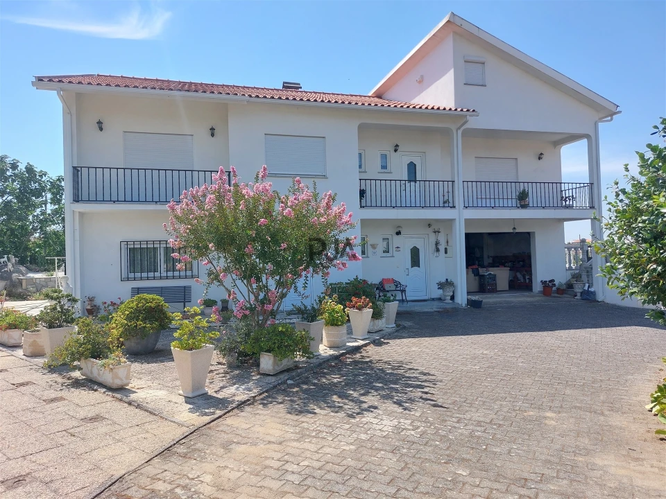 Moradia T5 para Venda em Mangualde, Mesquitela e Cunha Alta Foto 3