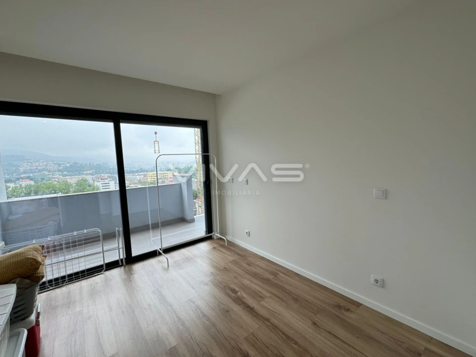 Apartamento T3 para Arrendamento em Gualtar Foto 12