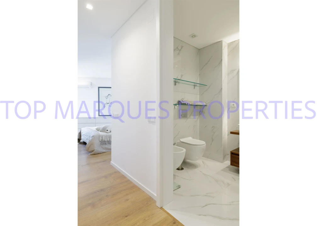 Apartamento T2 para Arrendamento em Olhão Foto 6