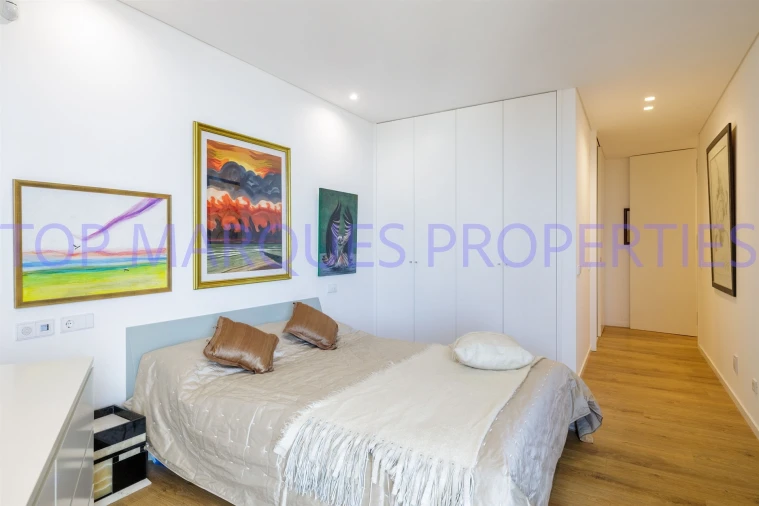 Apartamento T2 para Arrendamento em Olhão Foto 5