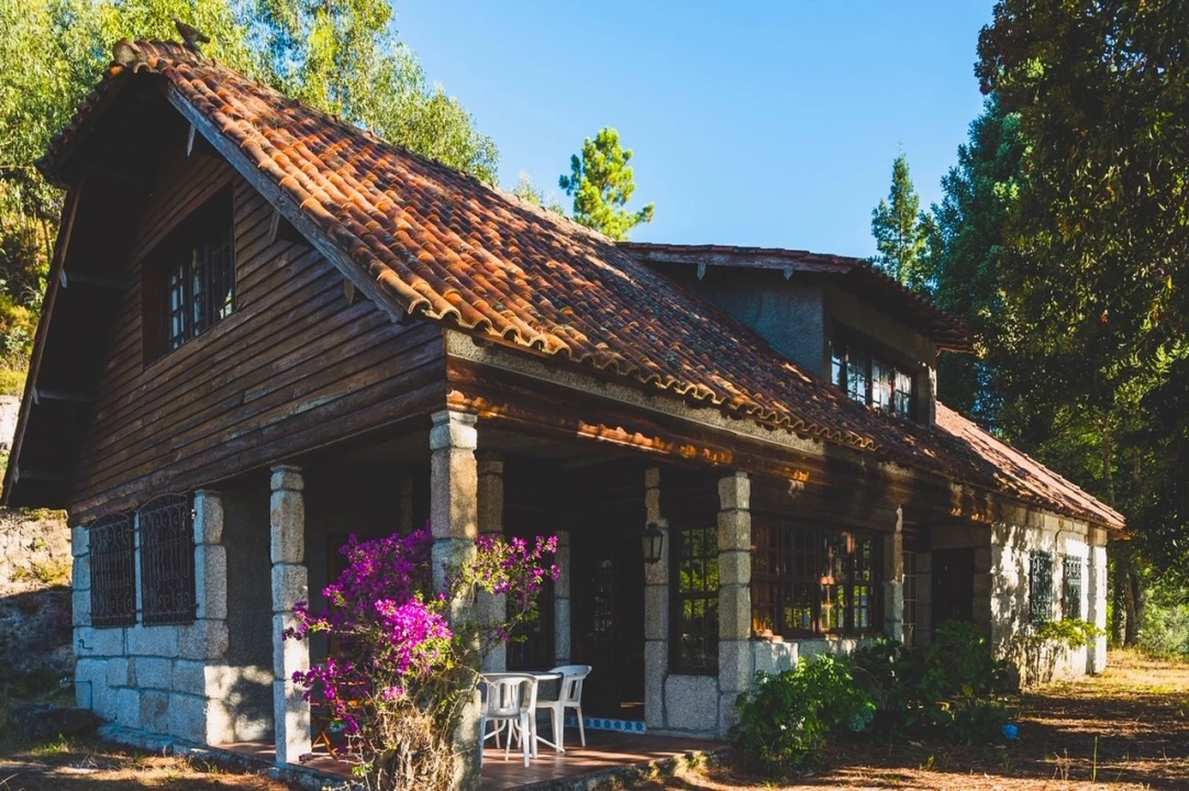 Moradia T4 para Venda em Vilar da Veiga Foto 1