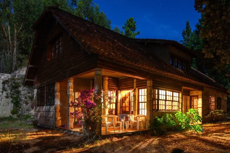 Moradia T4 para Venda em Vilar da Veiga Foto 6