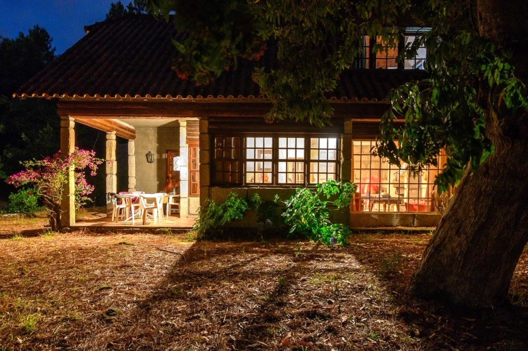 Moradia T4 para Venda em Vilar da Veiga Foto 8