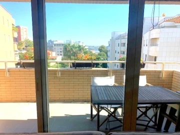 Apartamento T3 para Venda em Aldoar, Foz do Douro e Nevogilde